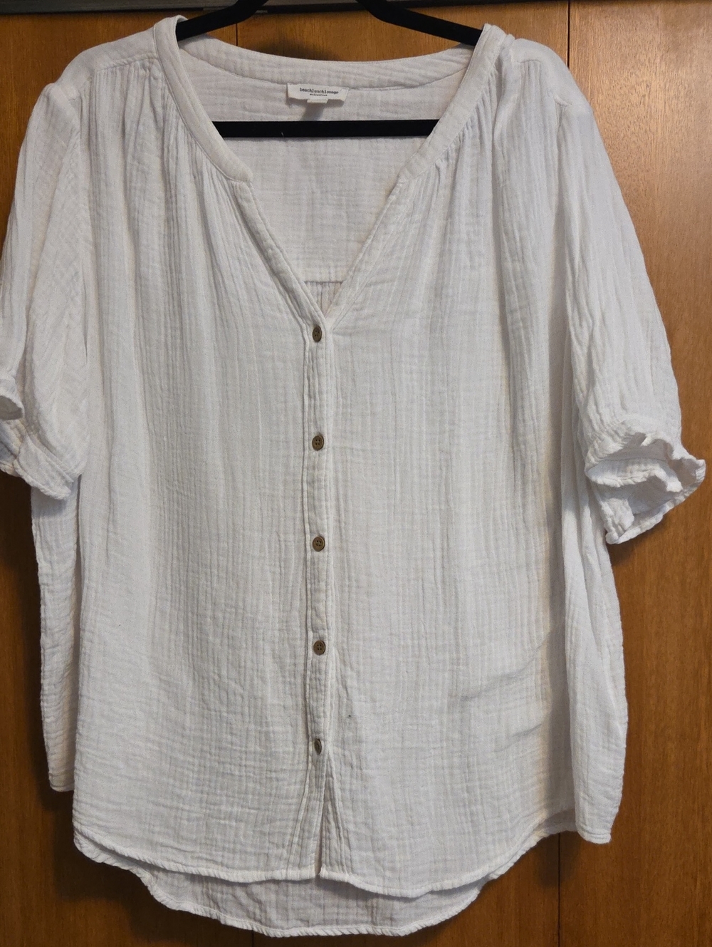 beachlunchlounge White Casual Button-Down Gauze Shirt